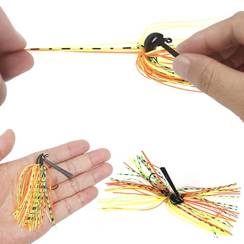 Bass Bladed Fishing Lures Jigs: 5pcs Swim Silicone Skirts Flipping Lures Hook Pitching Bait - color: Multi Color