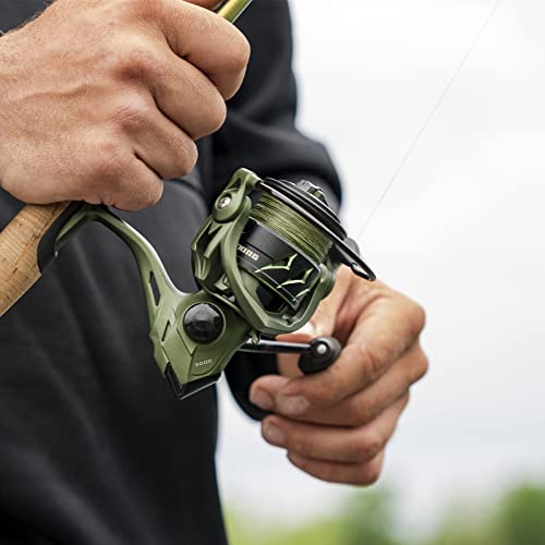 KastKing Spartacus II Spinning Reel – Sealed Carbon Fiber 22LBs Max Drag – 7+1 Stainless BB for Saltwater&Freshwater – 5.2:1 Gear Ratio – Size 500&1000 Perfect for Ice Fishing - size: 2000