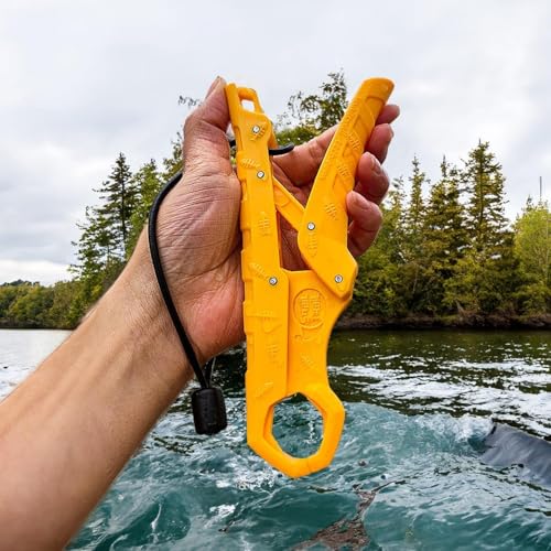 SNAIL TRAIL 7.5''/9'' Floating Fish Gripper, Fishing Grabber, Catfish Mouth Pliers, Caught Bass Holder, Digital Scale Hook Clamp, Saltwater Lip Grip Tool with Lanyard, Gifts for Men, Yellow - color: Yellow, size: 9"