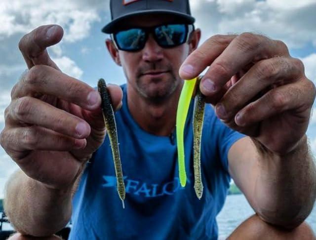 Drop Worm - 4" - Finesse Smallmouth Bass Fishing - Dropshot - Ultra Realistic - Matte Finish - Neutral Buoyant Soft Plastic - color: Clear Shad