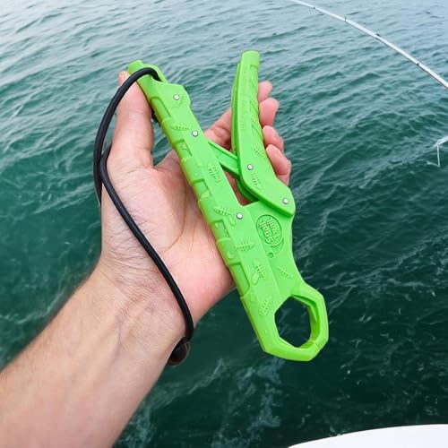 SNAIL TRAIL 7.5''/9'' Floating Fish Gripper, Fishing Grabber, Catfish Mouth Pliers, Caught Bass Holder, Digital Scale Hook Clamp, Saltwater Lip Grip Tool with Lanyard, Gifts for Men, Green - color: Green, size: 9"