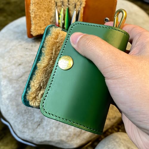 Green Leather Fishing Lure Case | Fly Wallet With Wool Lining (Green) - color: Green