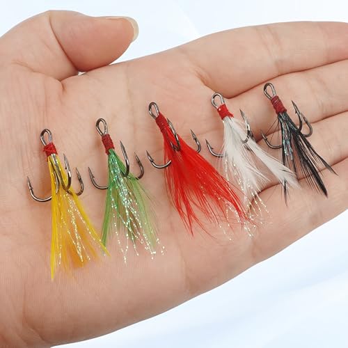 Feathered Treble Fishing Hooks, 120pcs Round Bend Treble Hooks with Split Rings for Making Fishing Lures Spinner Spoon Crankbait Feather Triple Hook Replacement for Saltwater Freshwater