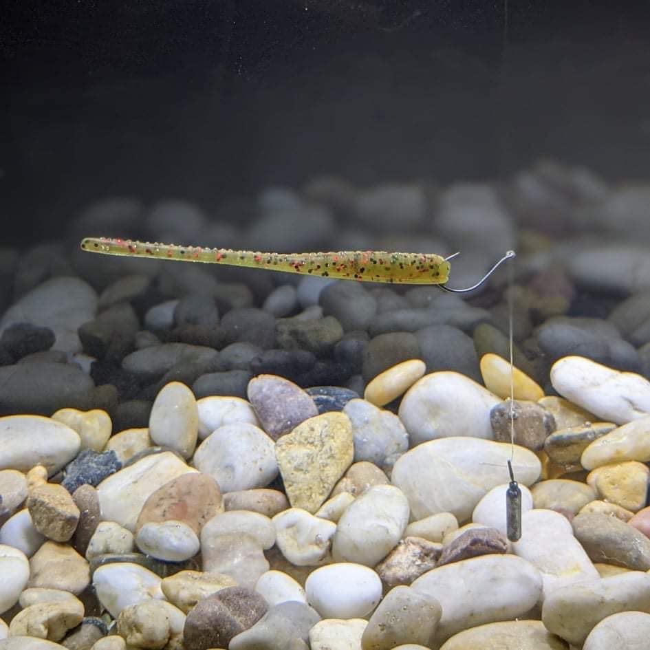 Drop Worm - 4" - Finesse Smallmouth Bass Fishing - Dropshot - Ultra Realistic - Matte Finish - Neutral Buoyant Soft Plastic - color: Green Pumpkin Red Flake